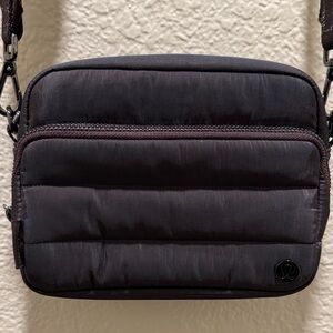 Lululemon Everywhere Crossbody Bag 2L *Wunder Puff Iridescent Heathered Espresso